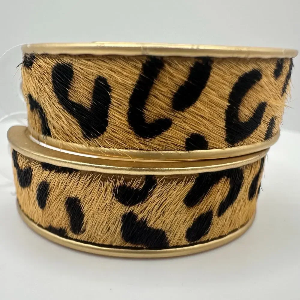 Gold tone cow fur leopard print tan black hoop hoops post earrings - Picture 2 of 7